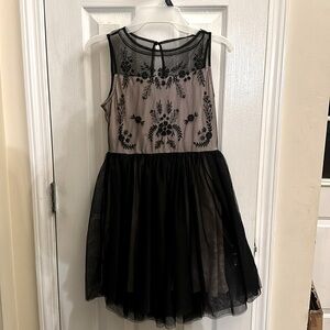 Epic threads black girls dress Sz Large